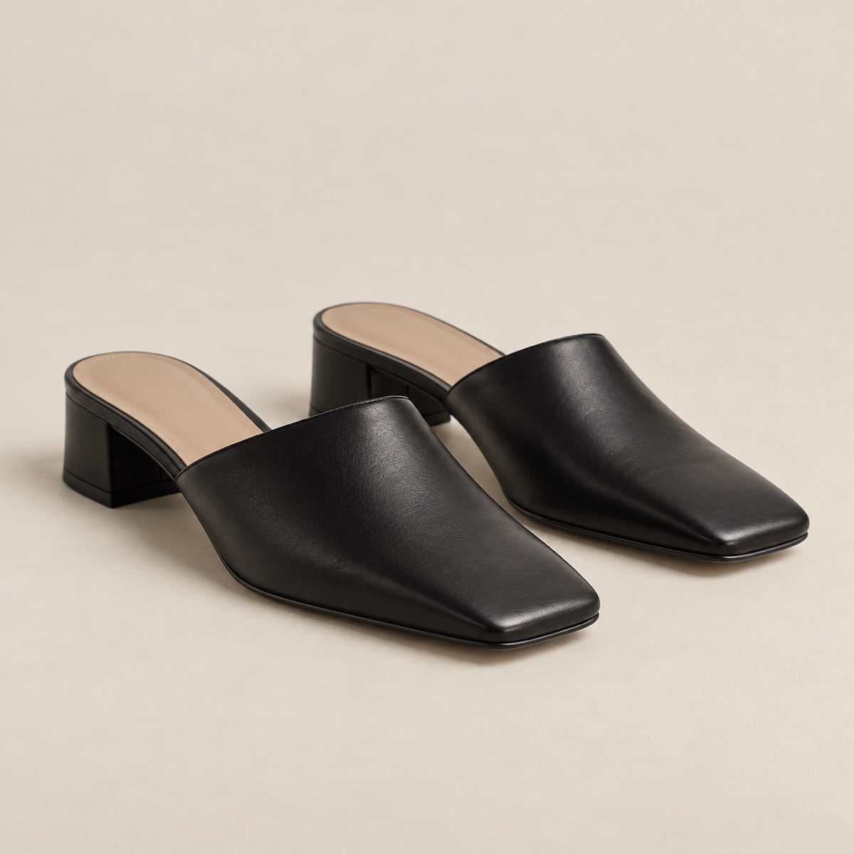 Mule Bico Quadrado Preto